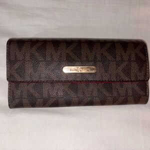 Michael Kors Wallet in Brown
